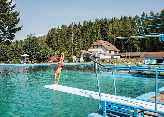 4 Personen Mit Sauna F0h4